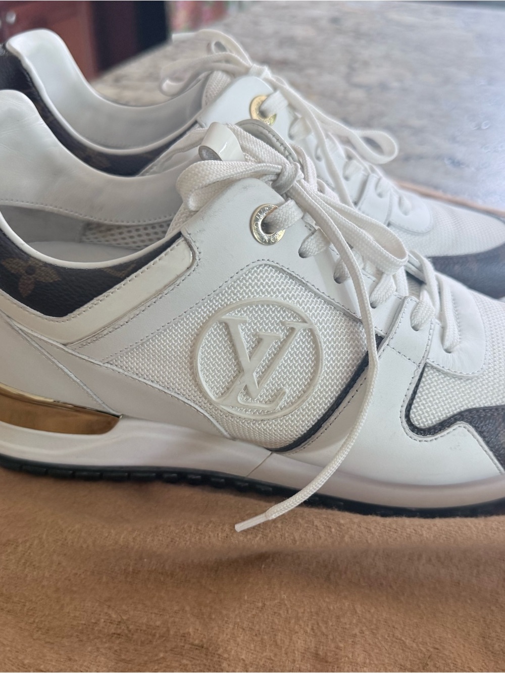 Louis Vuitton White & Brown Women's LV Low-Top Sneakers with Gold Accent - Picture 5 of 9